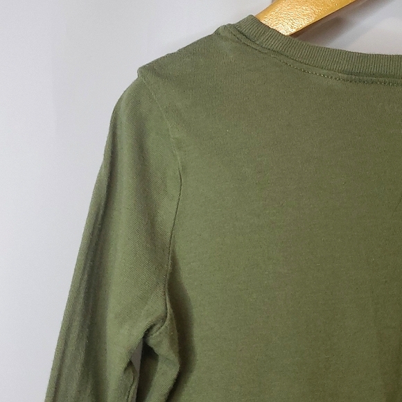 FREE ADD-ON‼️ Old Navy Green Kids Long Sleeve Shirt - Size 3T (small spot) - Picture 7 of 12